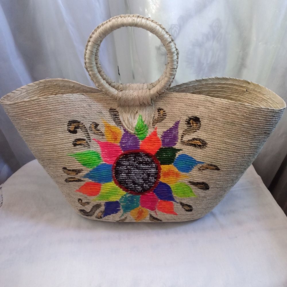New Mexican hand painted set - Picture 2 of 5